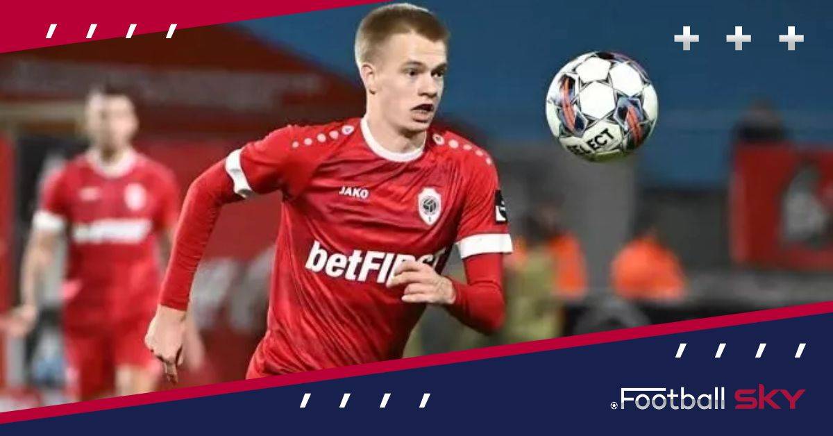 Arthur Vermeeren के लिए Liverpool की भी हुई एंट्री  