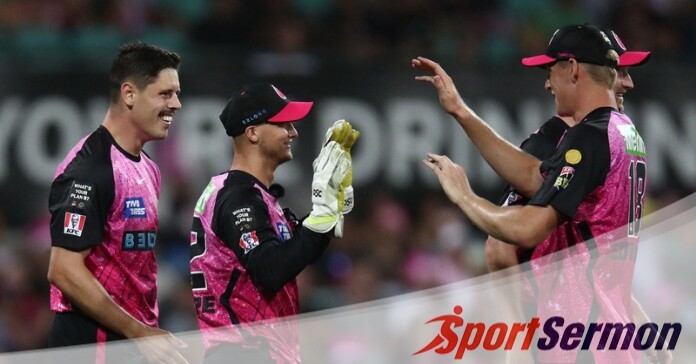 Sydney Sixers Beat Melbourne Renegades at the SCG  