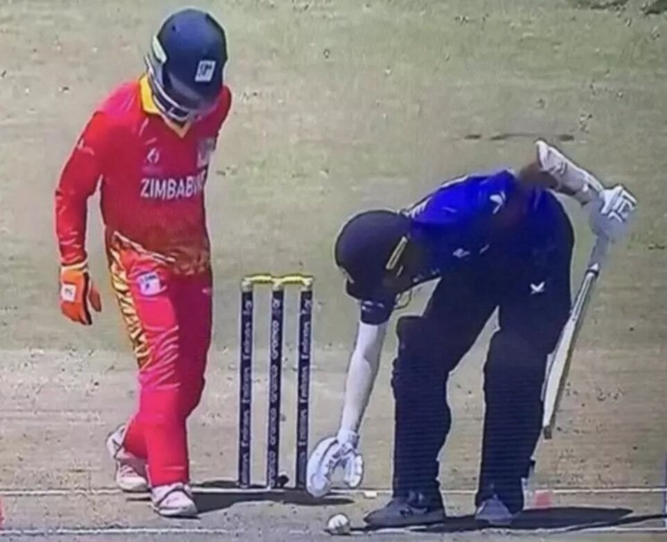 U19 World Cup: England Batter's Wicket Fuels Spirit Debate U19 World Cup: England Batter's Wicket Fuels Spirit Debate