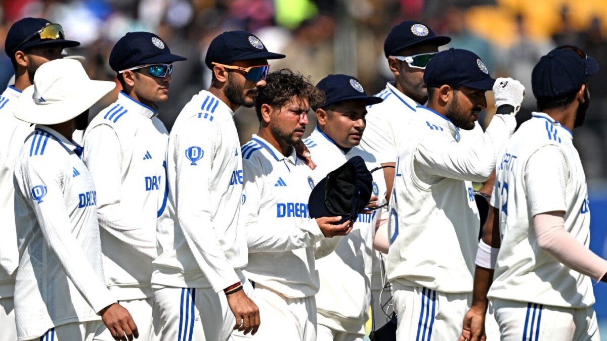 Spineless England Crushed to Defeat in India  