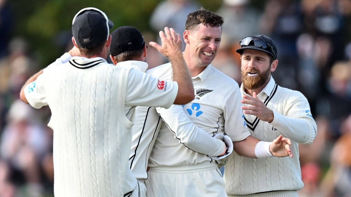 Matt Henry Goes Berserk at Australia to Win Second Test  