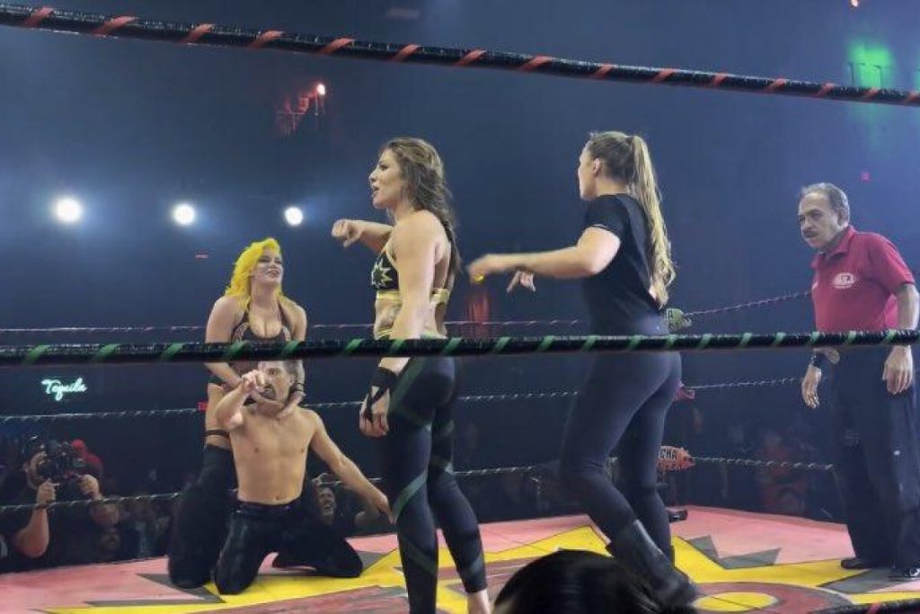 Ronda Rousey makes her first appearance since SummerSlam  