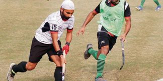 हॉकी मीट: डिफेंडिंग चैंपियन कॉर्प्स ऑफ सिग्नल से आरसीएफ कपूरथला आगे  