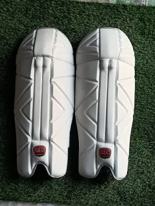 Top 10 Best Cricket Batting Pads For safe & fun matches  