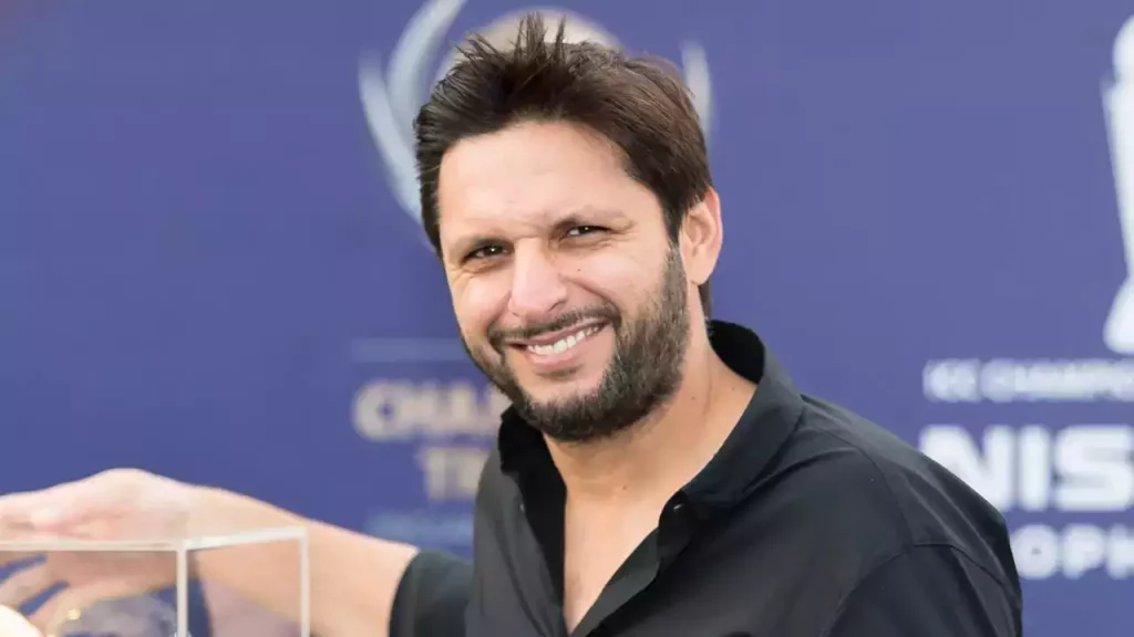 Cricketer Shahid Afridi Mourns Sister's Death Cricketer Shahid Afridi Mourns Sister's Death