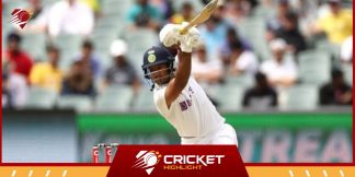 फ्लाइट में बैठते ही बिगड़ी Mayank Agarwal की तबीयत, भर्ती  