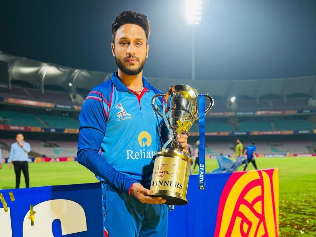 Akash Madhwal Biography  