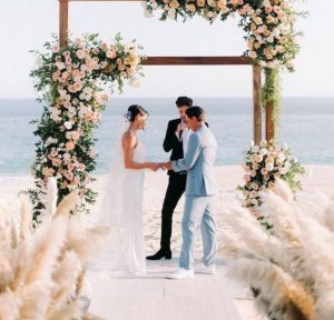 THIS photo changed Pole Vaulter Alison Stoke life  