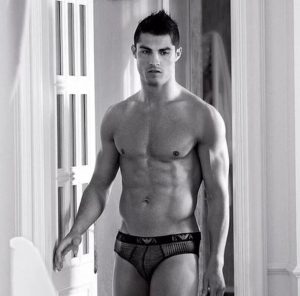 Interesting and Fun facts of Cristiano Ronaldo  
