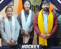 आइस हॉकी महिला टीम में दो हिमाचली खिलाड़ी, हुआ सम्मान  