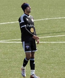 Bollywood actors and their favourite sport  