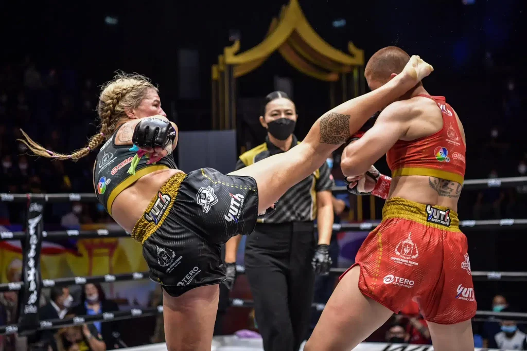 Read How Celest Hansen Become A Muay Thai Pioneer  