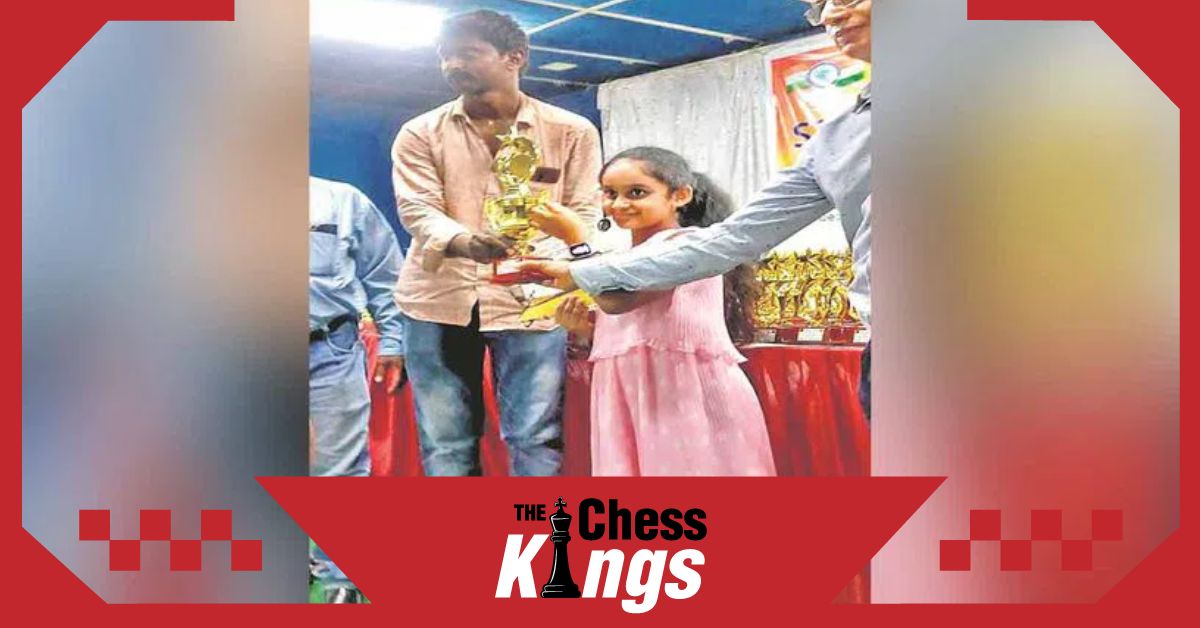 Children Chess Tournament के विजेता बनें ये बच्चे  