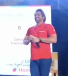 Cricketer MS Dhoni shows-off his biceps at a recent event!  