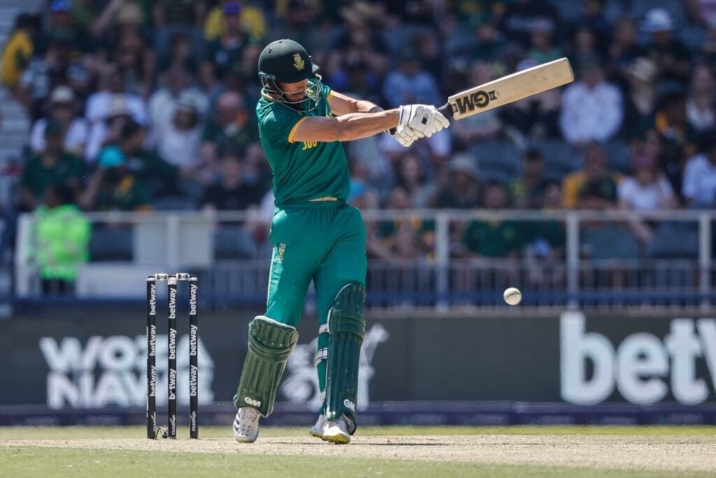 South Africa Wins 5th ODI against Australia To Seal Series  