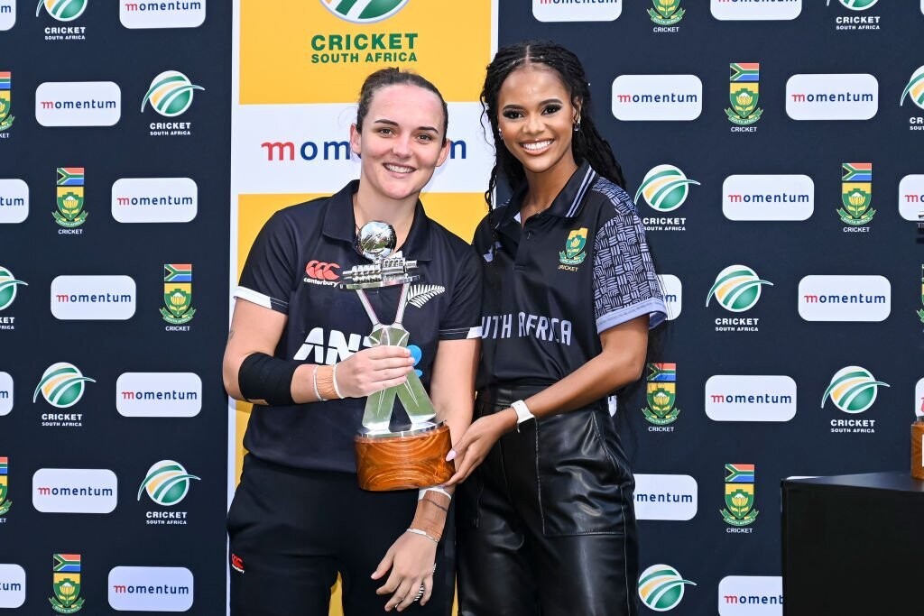 Amelia Kerr's Ton Secures Consolation Win for New Zealand  