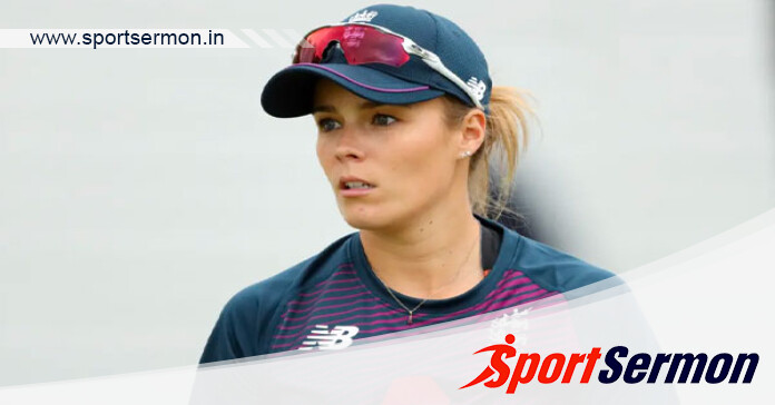 England World Cup Winner Alex Hartley announces Retirement  