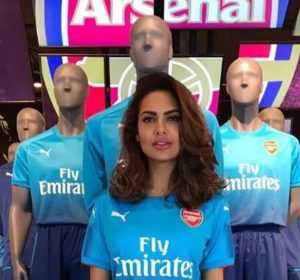 Find Out! Bollywood Actors favorite football clubs  