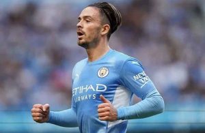 Top 10 most expensive football transfers in the history!  