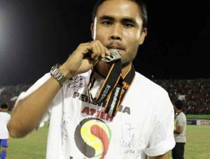 Check-Out the list of 15 footballers died on the pitch!  