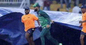 Ace cricketers that helped ground staff during rain delays  