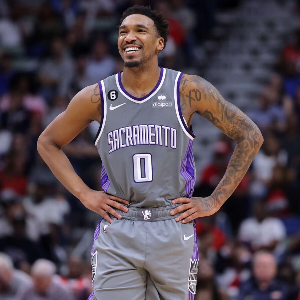 NBA 2023-24: Current Top 5 Candidates For 6MOTY Award  