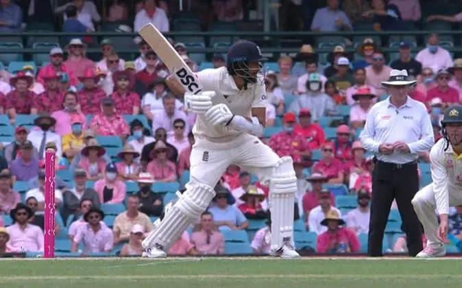 Different Types Of Cricket Bats  