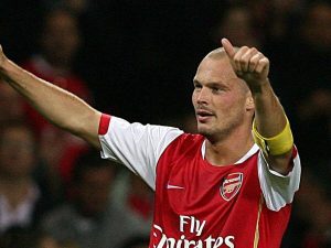 The Arsenal Invincibles Squad - 03/04 Premier League season  