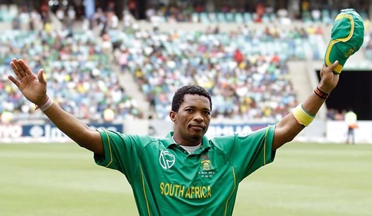 List Of Fast Bowlers Under 6 feet In Height  