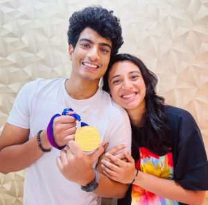 After Gold win, Smriti Mandhana & boyfriend pic goes viral  