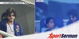 Watch: Shah Rukh Khan assists Asha Bhosle during WC finals  