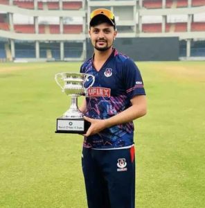 Top 3 ace cricketers who went rags to riches during IPL  