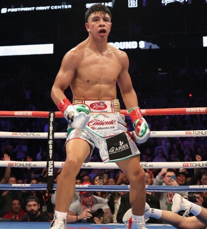 Jaime Munguia defeats Ryder to retain the WBC title  