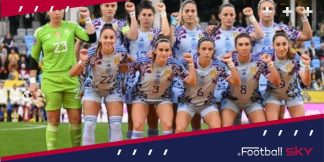 स्वीडन की महिला फूटबॉलरो ने भी दिया स्पेन का साथ  