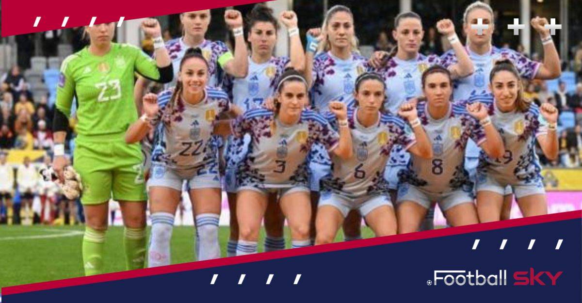 स्वीडन की महिला फूटबॉलरो ने भी दिया स्पेन का साथ  