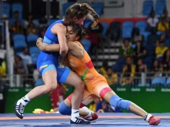 India’s Golden Wrestling Girl, Vinesh Phogat Biography  