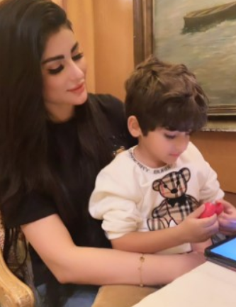 Who is Wazhma Ayoubi? Age, Twitter, Instagram, Husband  