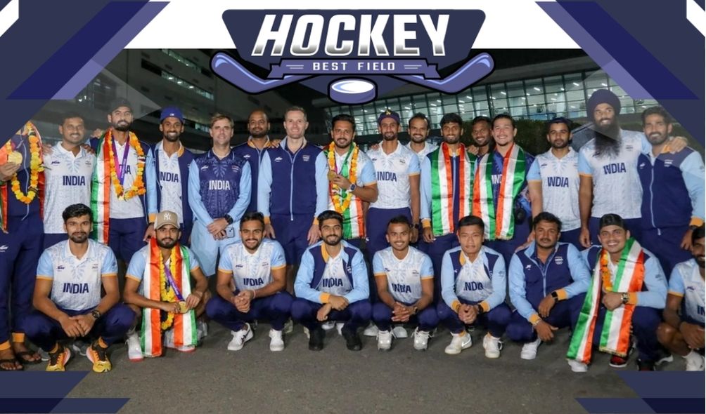 Asian Games से लौटने पर भारतीय हॉकी टीमों का जोरदार स्वागत  