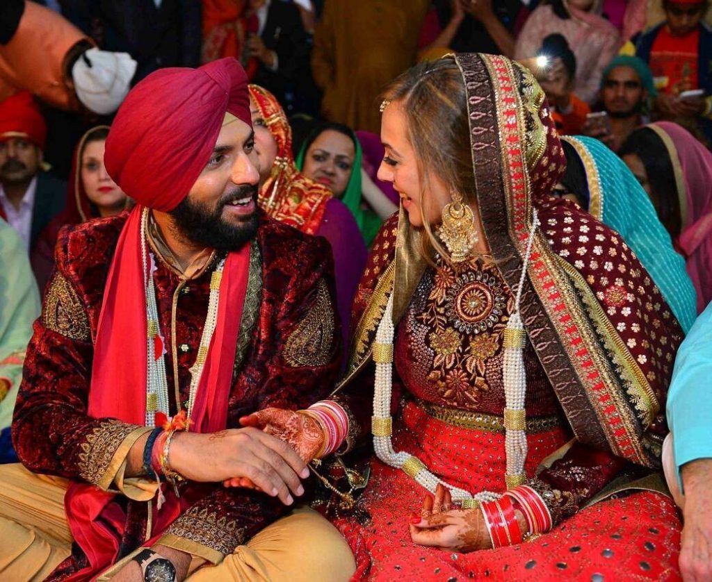 Indian cricketers who married Bollywood actresses Indian cricketers who married Bollywood actresses