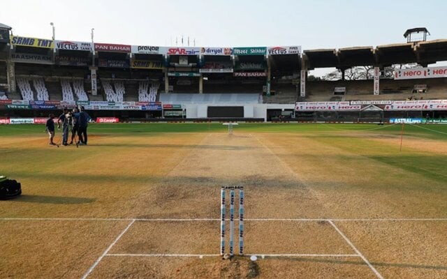 What are the different types of Cricket Pitches?  