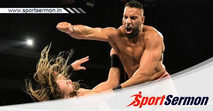 Seth Rollins Suffers Injury During WWE Raw Main Event  