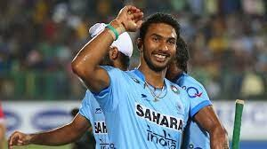 Indian Hockey Legends: Know The Indian Hockey Players  