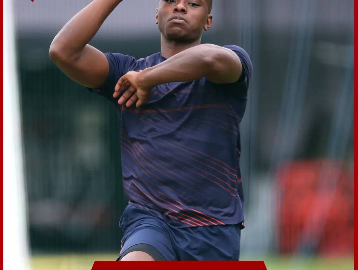 Bowling record: वनडे डेब्यू मैच में सर्वाधिक विकेट  