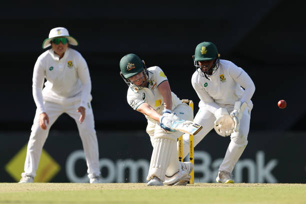 Australian Cricket Couple Misses Out on "Mr. and Mrs. 100  