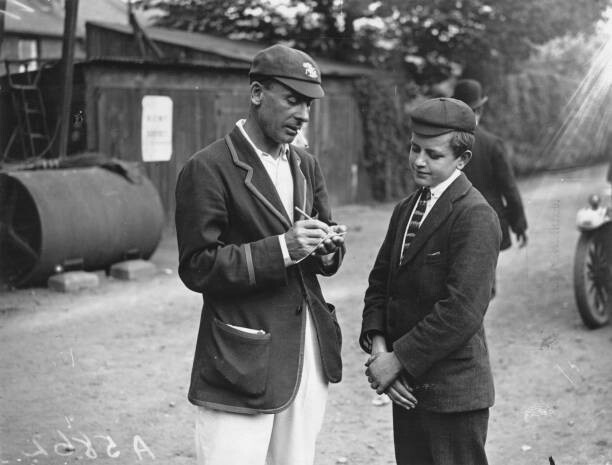 Do Cricketers Smoke? Check Out These Images To Find Out  