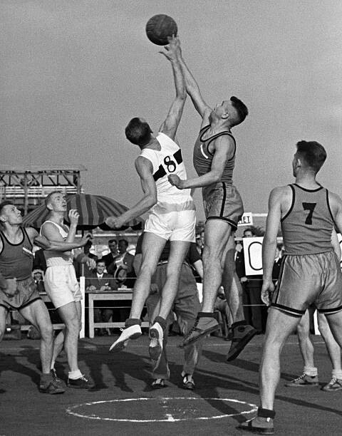 Unseen Photos From 1936 Summer Olympics in Berlin  