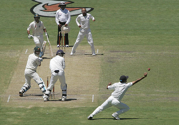 Smith Eclipses Waugh to Take Most Catches in Test Cricket  