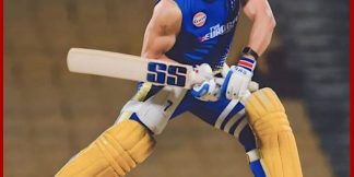 ट्विटर पर धोनी को क्यों कहा जा रहा Muscular Singh Dhoni?  