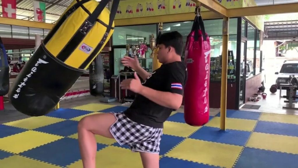 The Complete Guide For Muay Thai Spear Knee  