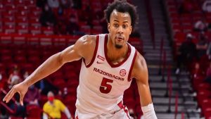 11 Warriors Players Who Could Leave the 2024 Offseason  